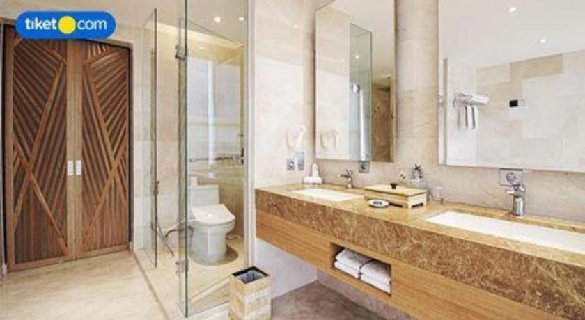 Hotel The Rinra Makassar Exterior foto