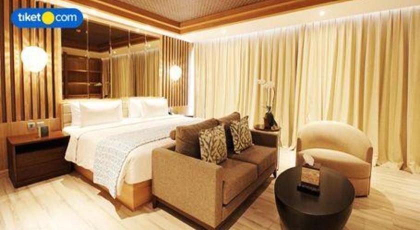 Hotel The Rinra Makassar Exterior foto